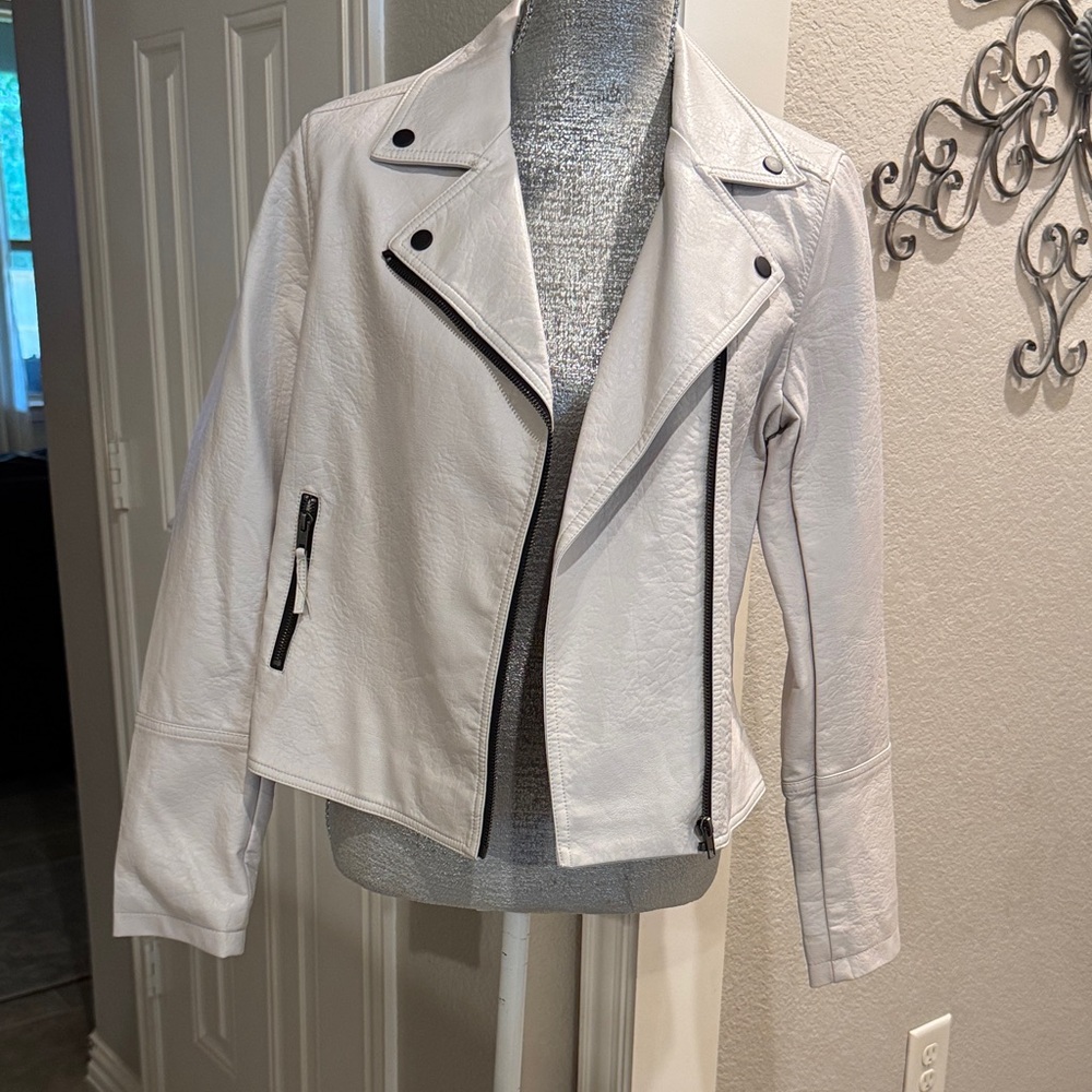 BB Dakota White/Cream Faux Leather Jacket - Picture 1 of 6